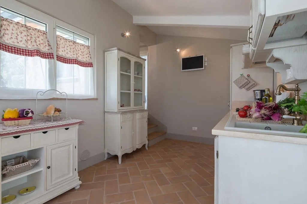 Cottage La Limonaia Cortona Italy