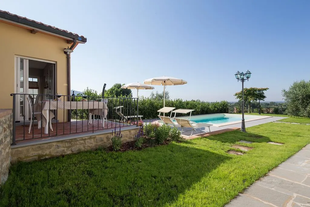 Holiday home Cottage La Limonaia Cortona Italy